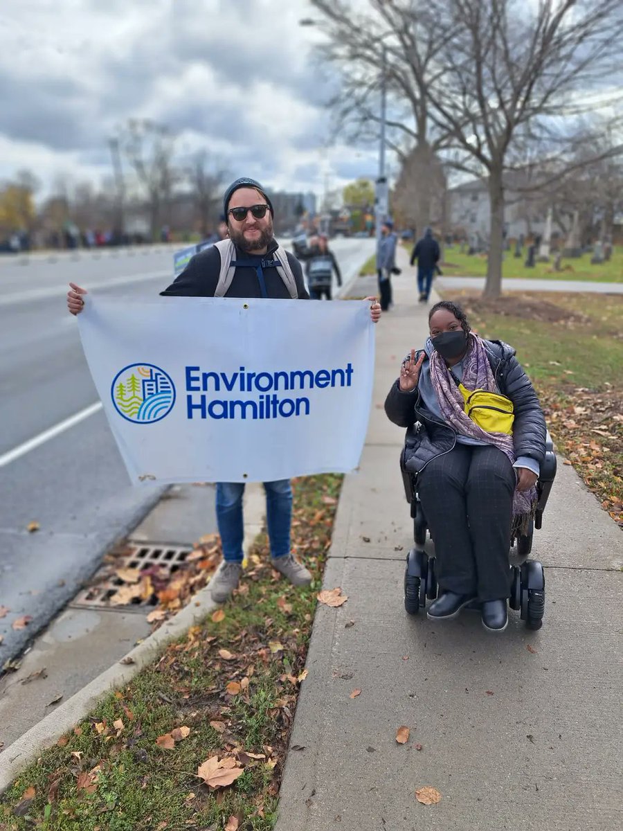 SarahJama_'s tweet image. The Stop the Sprawl rally this morning was SO inspiring. Hundreds of people came out. It also can't be understated that 16,000 Hamiltonians mobilized to protect farmland last year, &amp;amp; will do so again. Ford lied about protecting the Greenbelt. #Hamont won't let that slide.