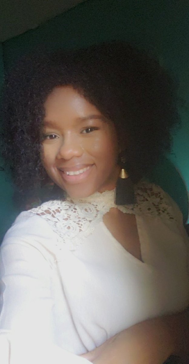 Msunique_____'s tweet photo. Sunday Glow💫
#naturalhair #braidout https://t.co/IRZ8S1zMzt