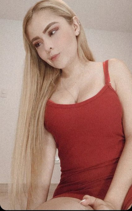 Alexamontc’s pics and videos