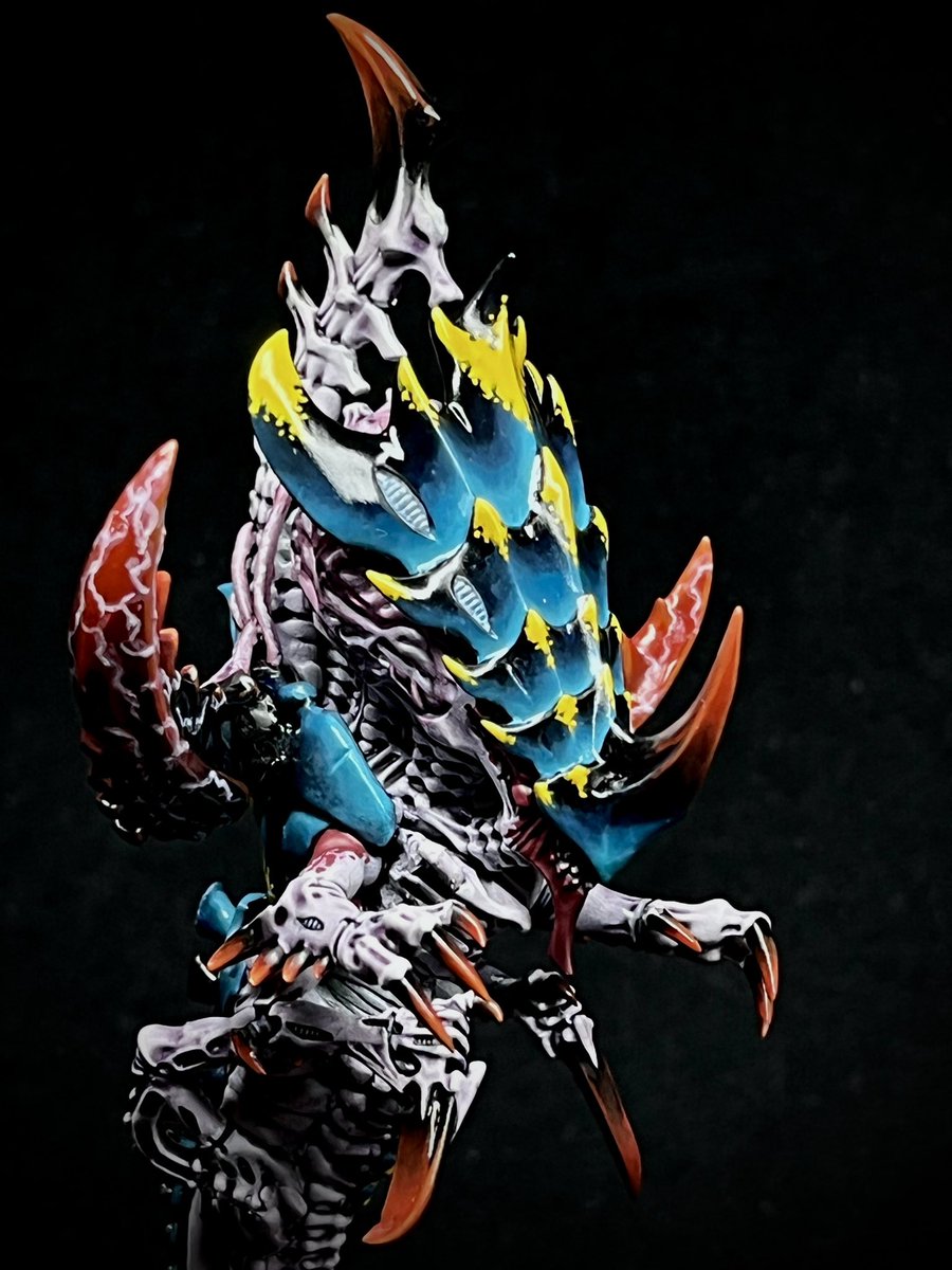 minus_tom's tweet photo. Neurothrope all finished! Had a blast painting this brainy friend, even if I forgot many things about the scheme in the small break… #PaintingWarhammer #WarhammerCommunity #Tyranids #40k #HiveFleet #WarpShadow #Warmongers #BrainBug #Catalyst #Zap #Nidvember @WarComTeam https://t.co/HmjV2vqODh