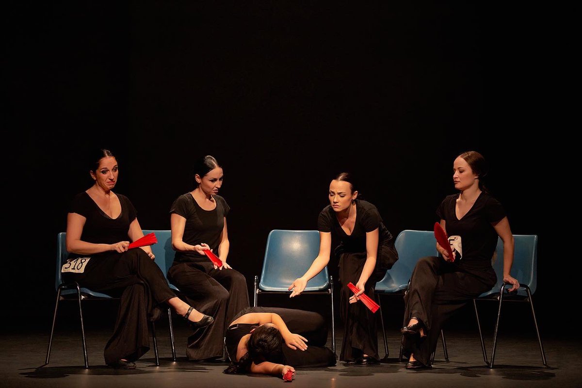 RajatablaDanza's tweet photo. Una de las escenas más divertidas de nuestra DANZA ESPORÁDICA: Los Tópicos. Cómo crees que somos las bailarinas? Eres bailarín? Que piensan de ti?  Si te apetece compártelo con nosotras ⬇️ 
📸@marcosGpunto 
🎥@molnarmexi 
@MATEL_Cultura https://t.co/c9UNSoBDyP