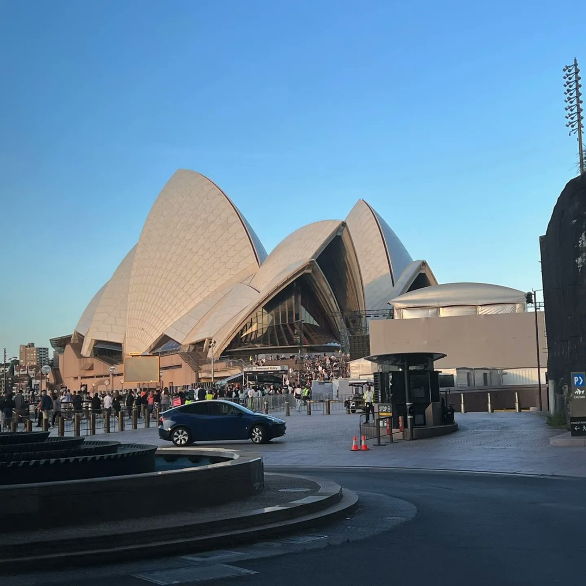 RAERrobotics's tweet image. G&apos;day mate! #RobotX and #Minion are in the land down under competing at the Maritime RobotX Challenge! They&apos;ve been sending some sweet photos to us here at #embryriddledaytona 
And #congratulations to them for qualifying for the #semifinals 
GOOOOOO MINION!!!