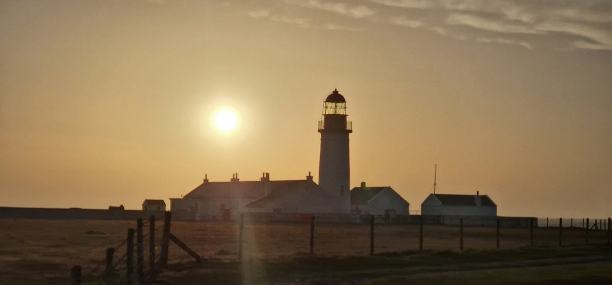 boris_isleofman's tweet photo. #Langnesslighthouse https://t.co/Gcv41G58vv