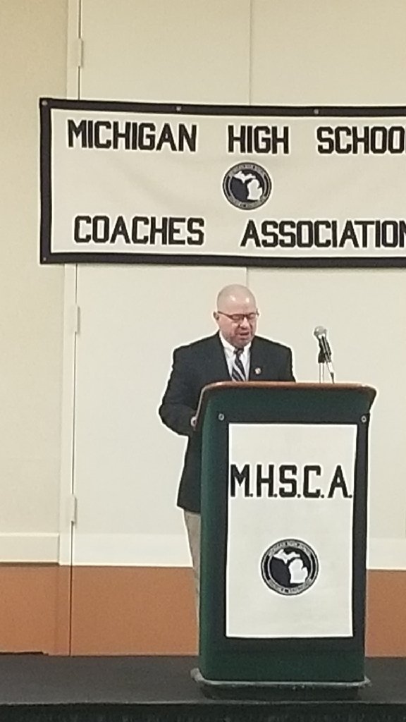 Fenton_HS's tweet photo. Congratulations Brad Jones on being selected the 2022 Michigan High School Coaches Association Girls Swimming &amp; Diving Coach of the Year! https://t.co/ZgflPuRxqE