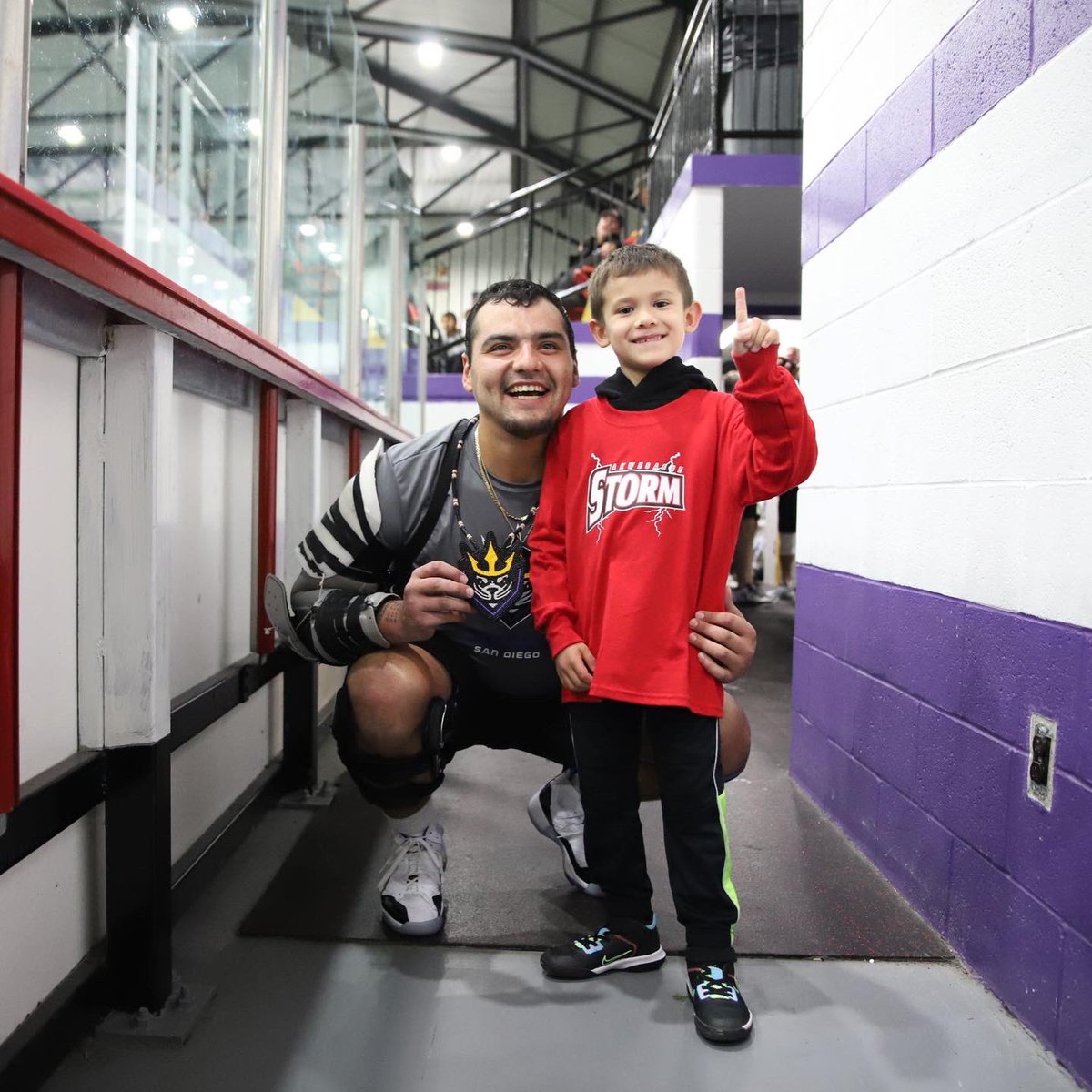 SealsLax tweet picture