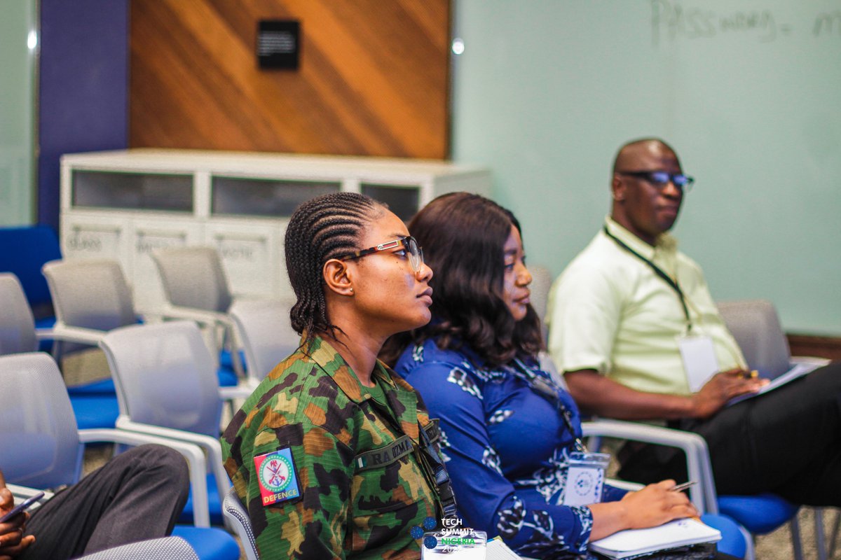 KazeemCanTeach's tweet photo. Pictures of the just concluded #TechSummitNigeria
#TechSummitNigeria #TechSummitng
@soluwawumiju @samerskine @sadranyi @olafusimichael @cglessner @ZaidZaim2k @buchatech @hope_foley @Deji_Folarin @Microspecialist @Microsoft365Pro @vesanopanen https://t.co/Eyoxc85JR5