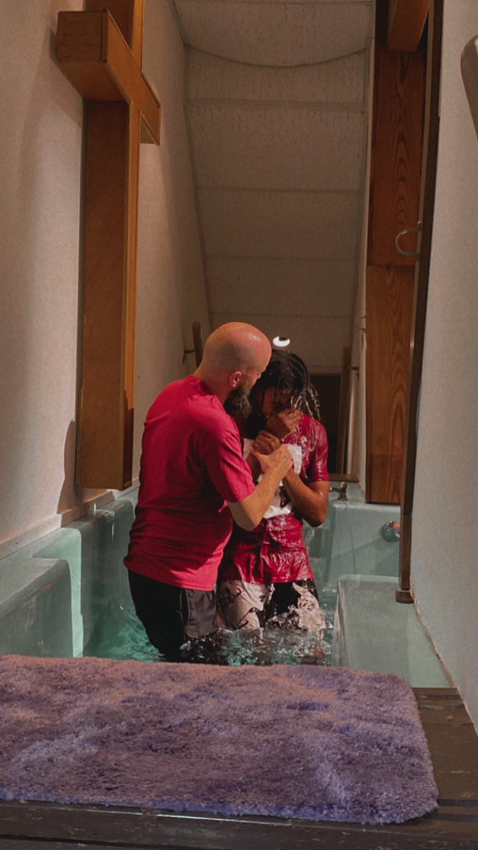 rockyofexile's tweet photo. 2 Corinthians 5:17
Therefore, if anyone is in Christ, the new creation has come: The old has gone, the new is here! https://t.co/D80HmG5B4C