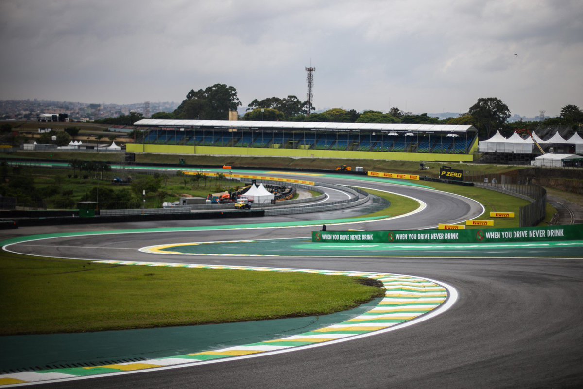 TheTHOMB's tweet photo. I am a BIG FAN of Interlagos 🇧🇷👏 #BrazilGP #F1 https://t.co/I54Oef2rzi