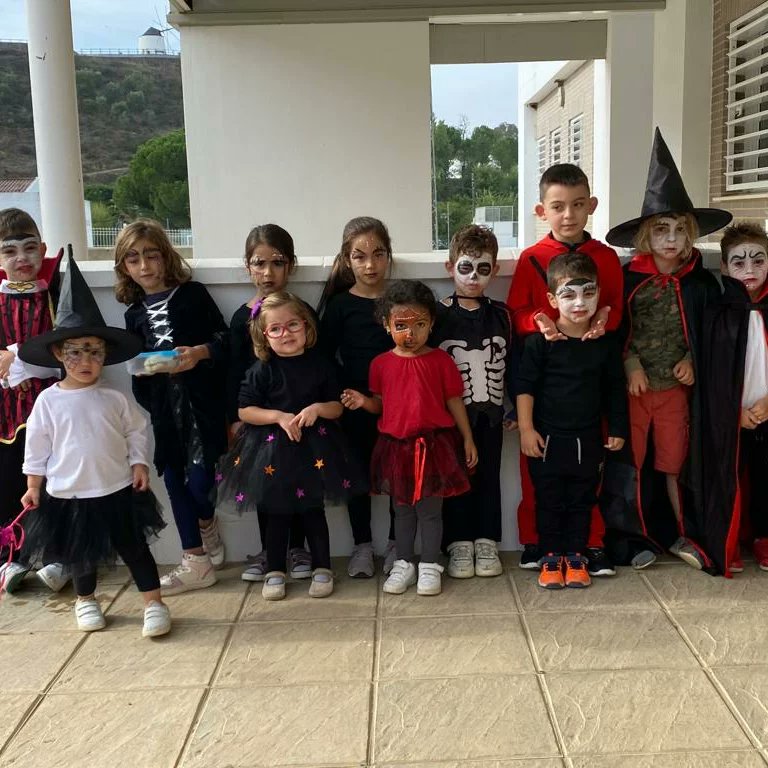 CPRAderan2's tweet photo. #Halloween2022  CPR Aderán 2 lo celebró. Clases y pasillos decorados, Scape Room, paseo por Sanlúcar de Guadiana, disfraces horripilantes y mucha diversión. https://t.co/mgfoDLxz5U