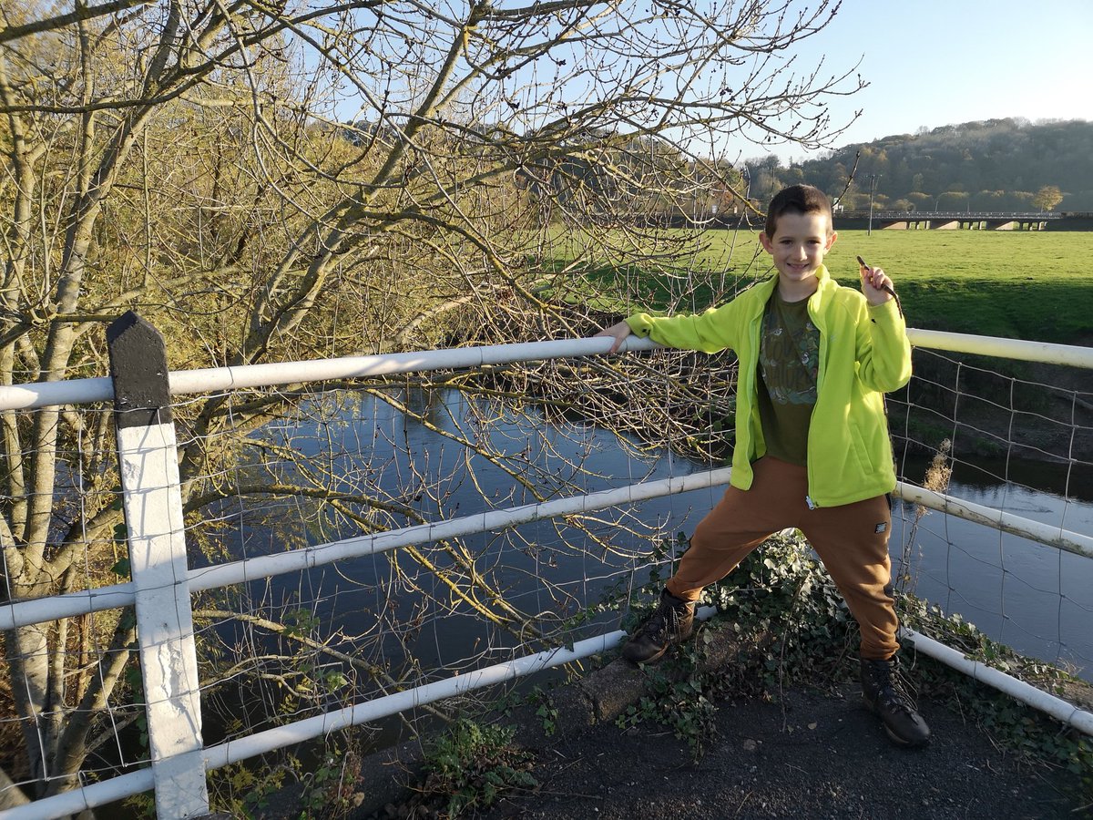 CazAdams3's tweet photo. Day 5 of Jack walking the #ThreeChoirsWay - from Stoke Lacy to Knightwick, Worcs; 8.5 miles; 25,000 steps. He's raised £3000 for @worldlandtrust from 4 activities @SteveBackshall #OperationOcelot @LeeDingain @REGUABrasil @BBCGlos @GlosCCGreens @BBC @ITV
https://t.co/uBW4HeaaVy https://t.co/MkgGgUvZOB