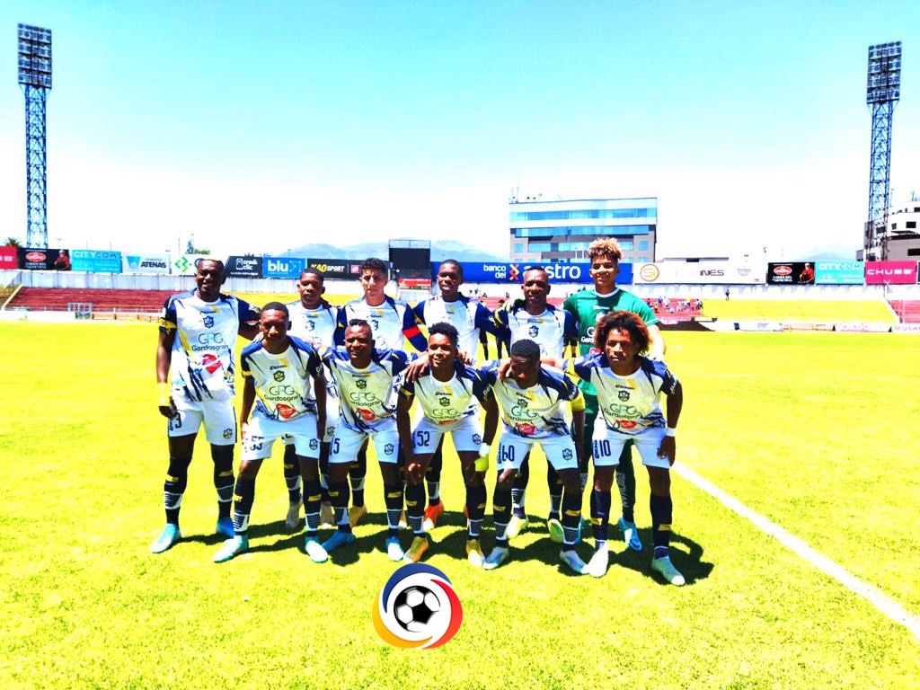AscensoEcuador's tweet photo. ¡VARGAS TORRES A LA SERIE B! Eliminaron en penales al Aviced FC. Enhorabuena @VargasTorresEC 👏🏻🙌🏻.

Aviced FC 0 - 0 Vargas Torres.

⚽️ Global: 0 - 0
Penales: 2 - 3
🏟 Alejandro Serrano Aguilar.
🏆 Ascenso Nacional.

#AscensoEcuador https://t.co/1W0YWCjCV8