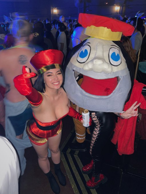 last night was a movie (shrek the musical) https://t.co/Lovc6jTuwl<a href="/tag/chainsawman"class="tags"><span>#chainsawman</span></a>