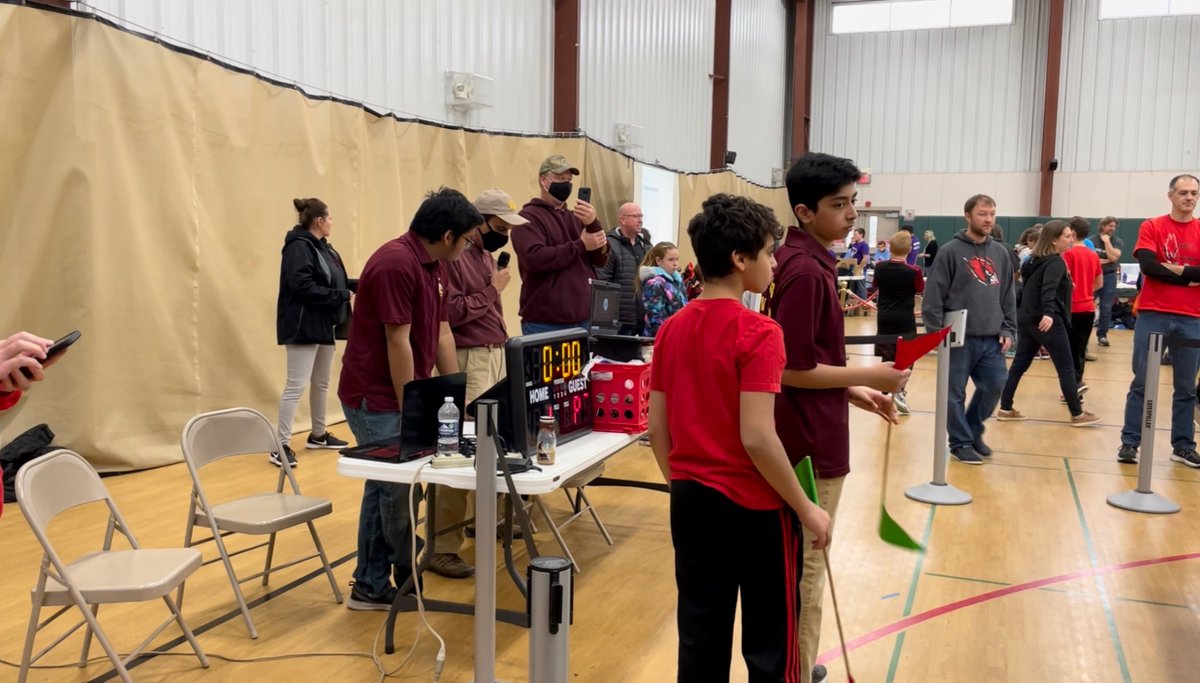 HowRobotics's tweet image. Our team had a fun day yesterday teaming up with our FLL team, The Learning Machine to volunteer at the Peoria Daarul Uloom scrimmage and at the same time promote FTC. Brings back good memories! It was fun to watch different robots tackle the Super Powered missions this year.
-
-