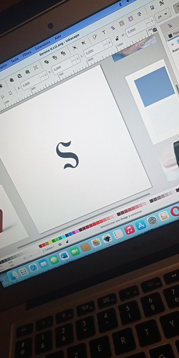 Working on a project based of our fandom : "If Serenes was a cosmetic brand" (⁠◍⁠•⁠ᴗ⁠•⁠◍⁠)

Almost done, thankfully I'll be able to release it on Garamie birthday (⁠✿⁠^⁠‿⁠^⁠)