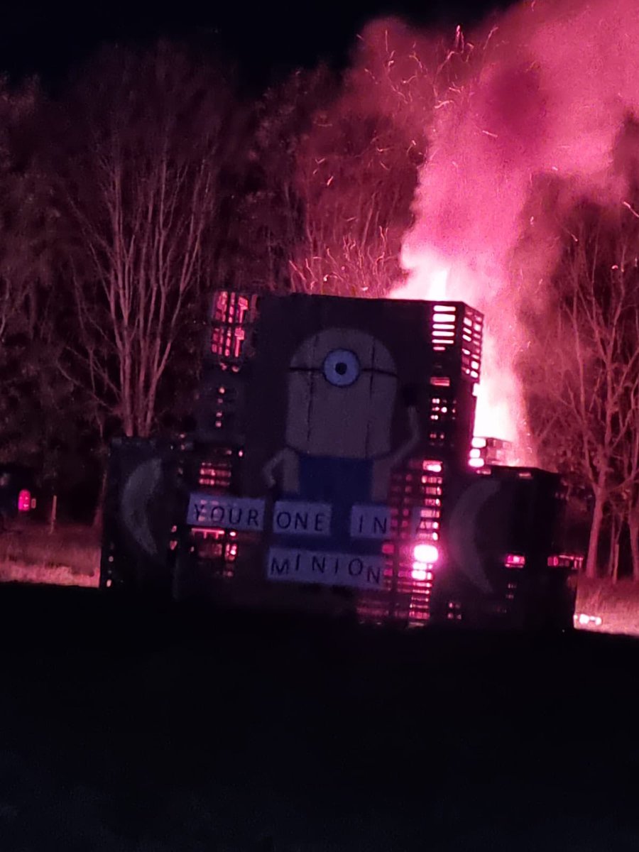 Loxley Bonfire (@loxley_bonfire) on Twitter photo 