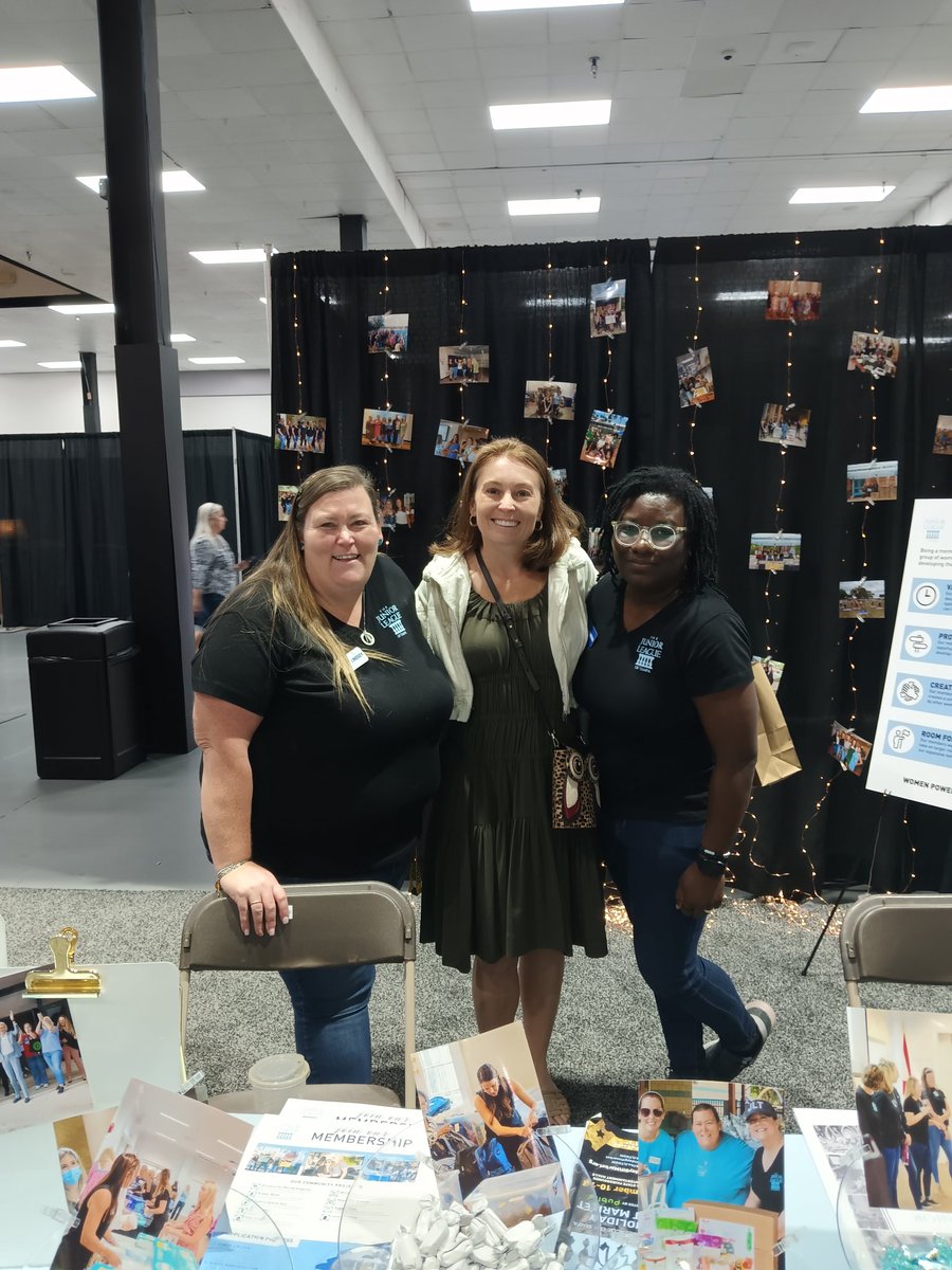 JenMcDonaldFL's tweet photo. 2022 @JLTHGM was an incredibly fun day shipping and spending time catching up with friends. https://t.co/aTUqQ0BQ8V