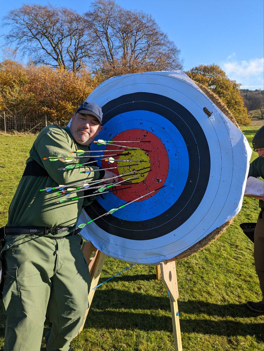 Sunny November Day at the club. The only issue being some of the target bosses didn't want to give the arrows back!
#LoveArchery