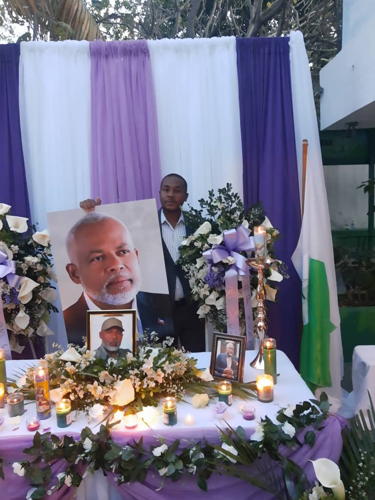 Jos_Anders's tweet photo. SG Éric Jean-Baptiste mwen swete ke espri pwogresis u kontinye briye nan mitan nu!Mwen sonje tikoze nou te genyen Fon kochon nan moman nou t'al rankontre ak moun nan peyi Me Jonas Revange. Nu te pale de yon pwoje ekonomik riral pou tout peyizan nou yo. Men elas! Rèv la retade. https://t.co/1xfvvIzFvo