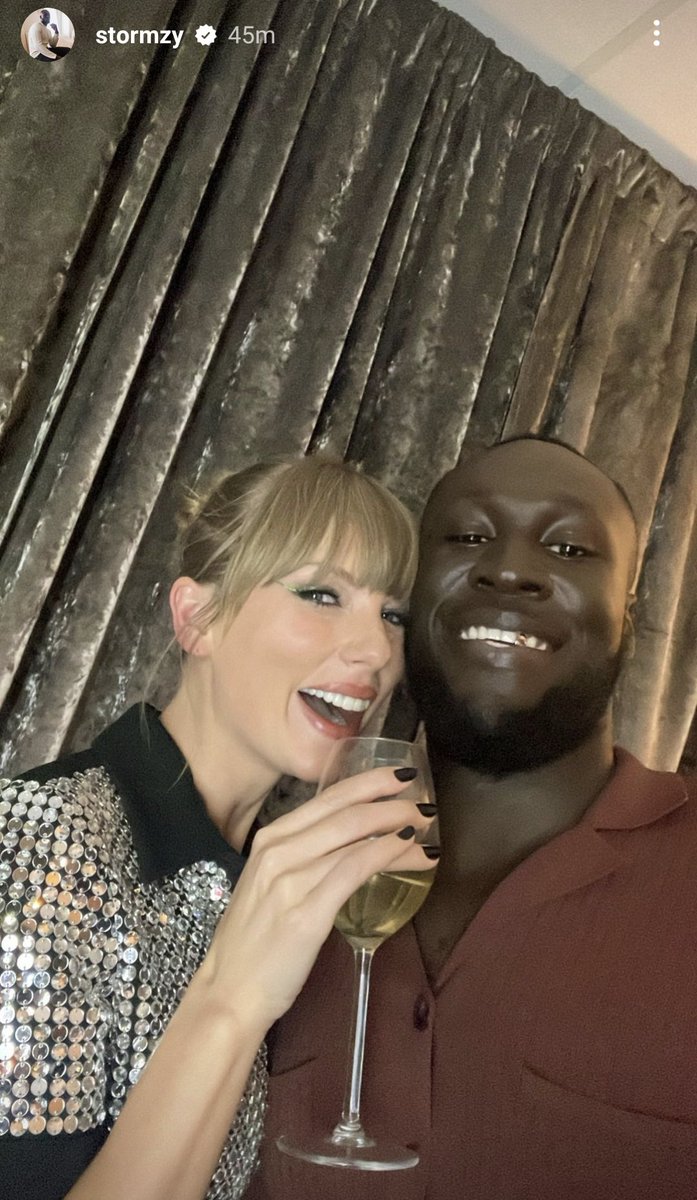 NolaMarianna's tweet photo. Reason 29474931029475 why @stormzy is the best 😅 https://t.co/INCbPB7Lzw