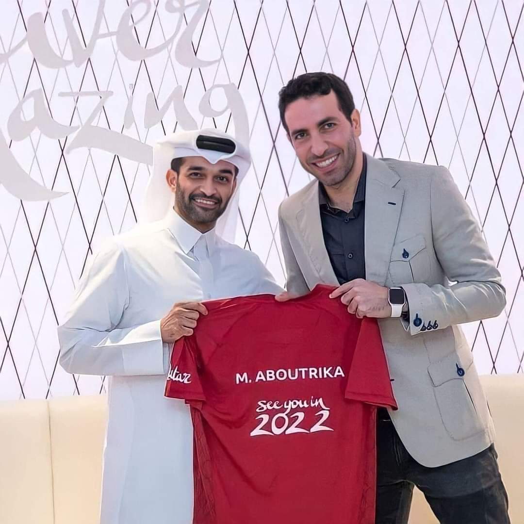 رحبُّوا معي ب محمد_أبوتريكة سفير اللجنة العليا في كأس العالم بـ قطر 2022 وصاحب كرة البداية في المباراة الإفتتاحية ❤️