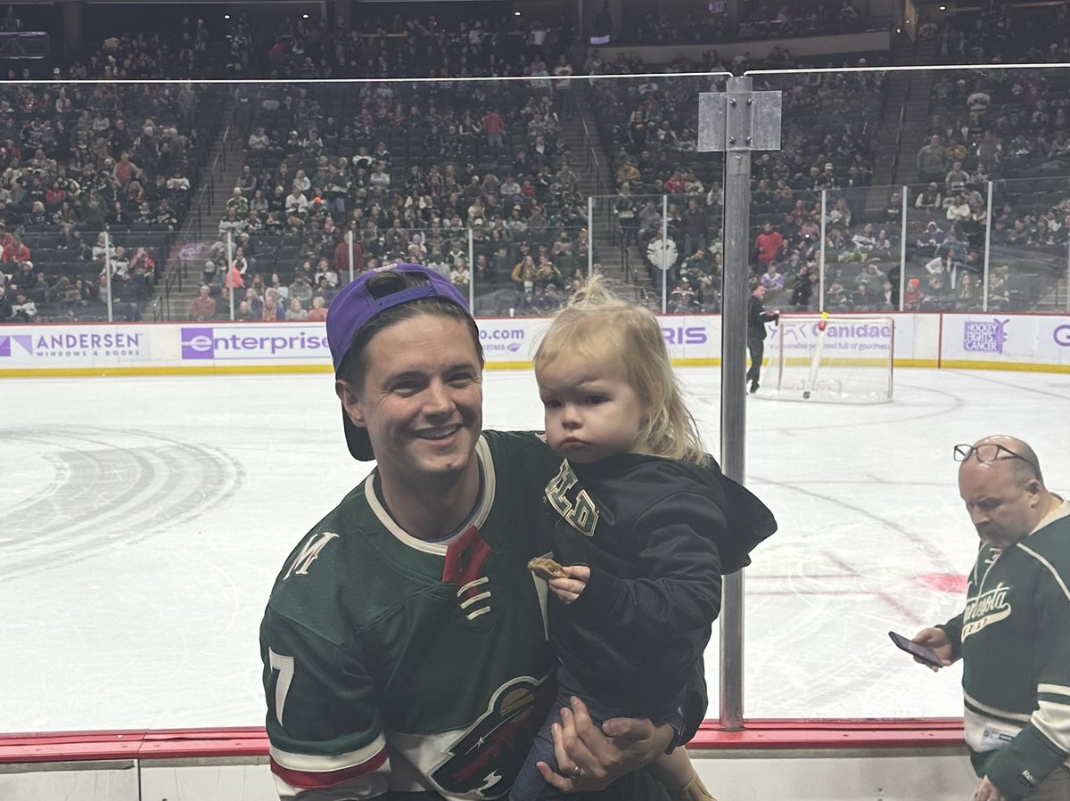Celebrating the <a href="/Vikings/">Minnesota Vikings</a> big win with a daddy daughter date to watch the <a href="/mnwild/">Minnesota Wild</a> ! #mnwild