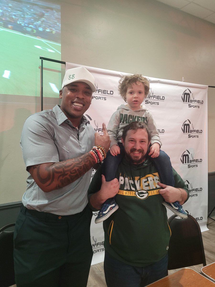 Robin Adams tweet media