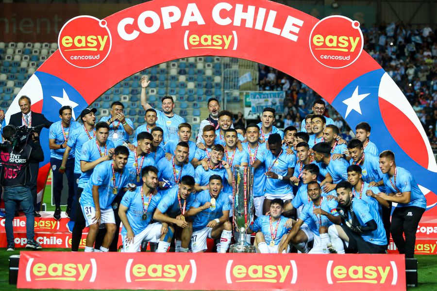 ElDeportivoLT's tweet photo. 🏆🗣 César Cortés saca pecho por la obtención de Copa Chile con Magallanes: “Creo que la forma en cómo lo hicimos va a quedar marcado en la historia” https://t.co/DzuIupiH7g https://t.co/dboDPRqJcd