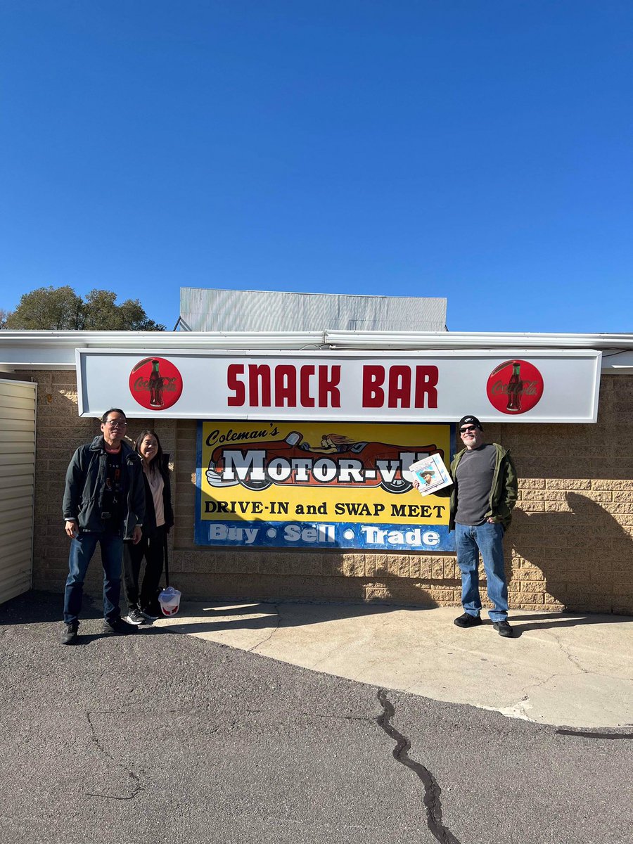KawaBarry's tweet photo. Enjoyed our Sunday morning bargain shopping spree at the Motor-Vu swap meet. I’ve been going to these since high school and the final one will be Nov. 27. A very nostalgic memory on my vacation trip home. With my sister Cherilyn, my brother in law Steve and my niece Ally. https://t.co/6bdgdS03Gl