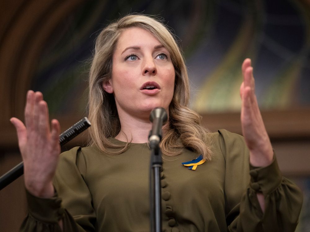 bcsafe's tweet photo. @bcwellnesshub @RickOrser @JustinTrudeau @unpacampaign @UN @JustinTrudeau - #GlobalAffairs Minister @MelanieJoly - has proven - She is not afraid to take-on #Dictators @UN - and understands #Canadians are not going to stand by - while their future is destroyed by wealthy global #Elites - playing one country off against the other #CdnPoli https://t.co/xwH0EoovlF