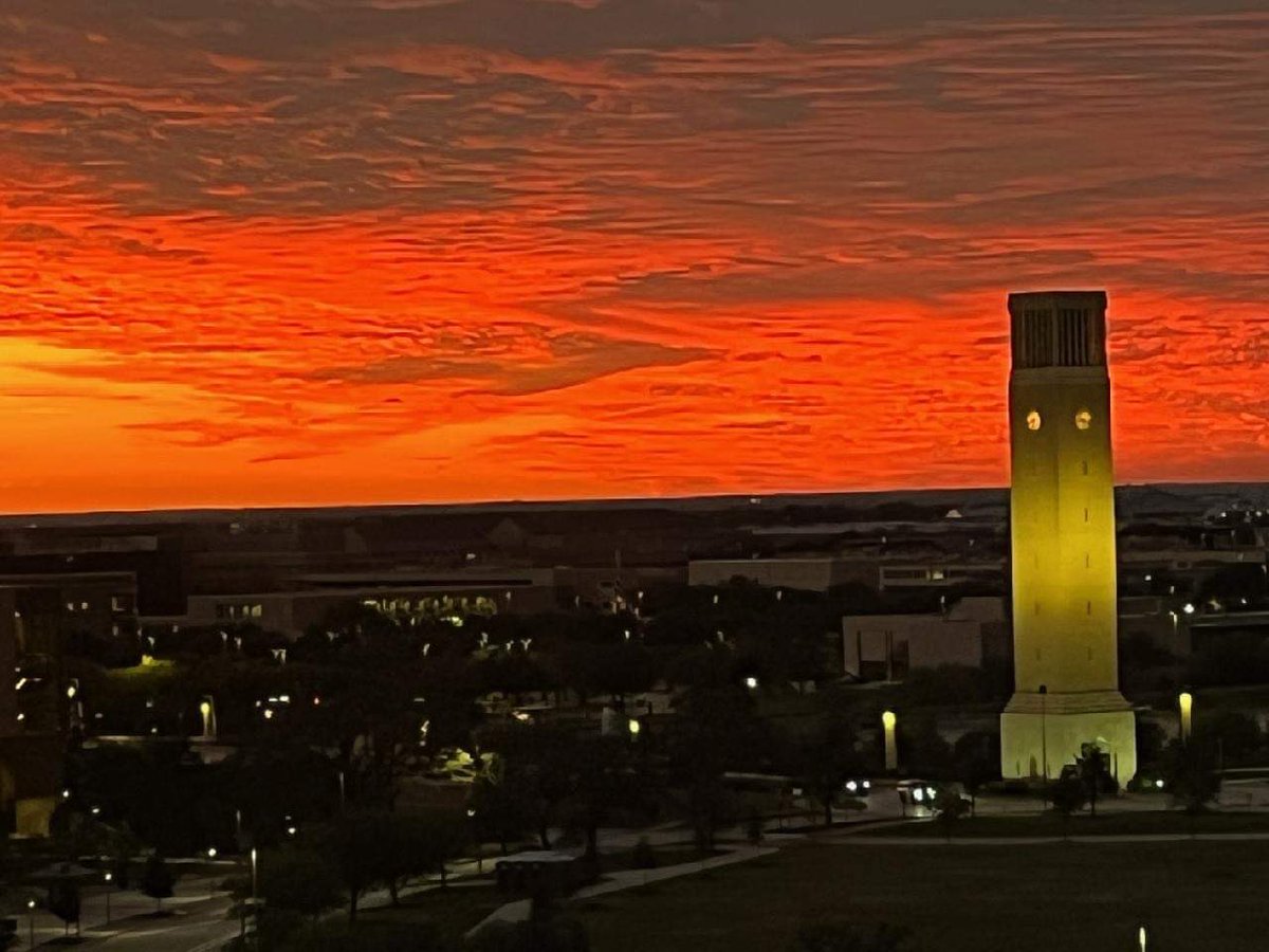 spann's tweet photo. Sunset this evening over the campus of Texas A&amp;M… Photos from Amy Driskill https://t.co/p6uoazCXvt