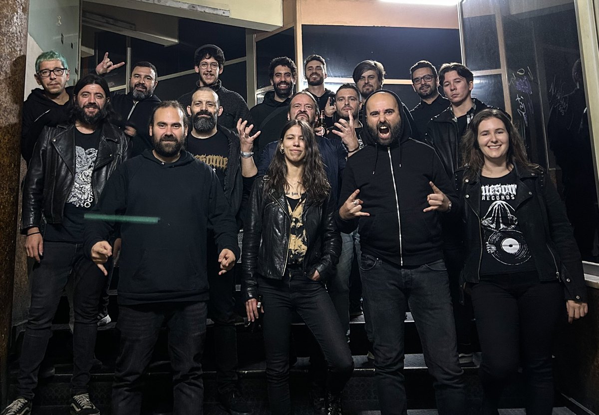 GruesomeRecords's tweet image. Last Friday night's show was a total BLAST with live performances from S.I.D., THE CHAPTER and SUN MAMMUTH at Metalpoint Club, Porto 🇵🇹

Thank you all for this incredible night! 🍻 Horns up!!

#GruesomeRecords #SID #Metalpoint #SunMammuth #Metal #TheChapter #Doom #Sludge #Stoner