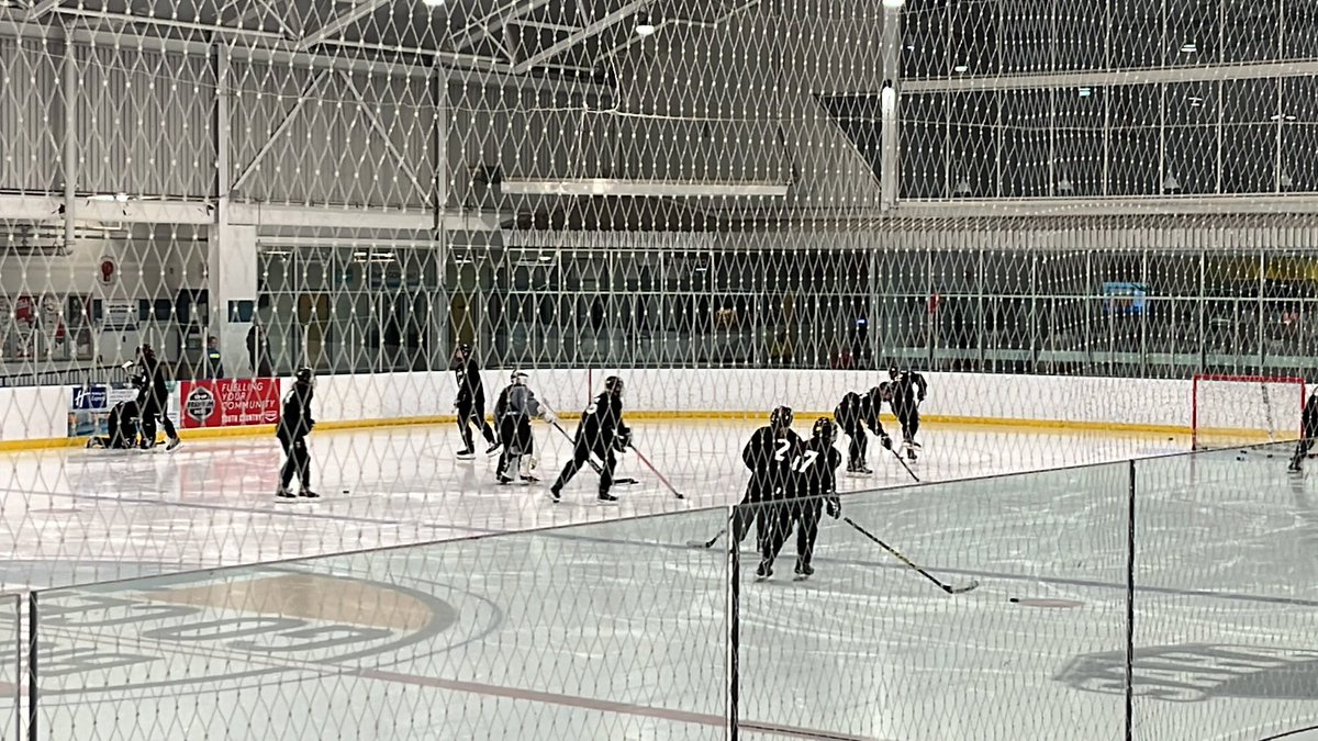 KevinShuff's tweet image. Looking forward to @MHC_Rattlers W-Hockey first home game!