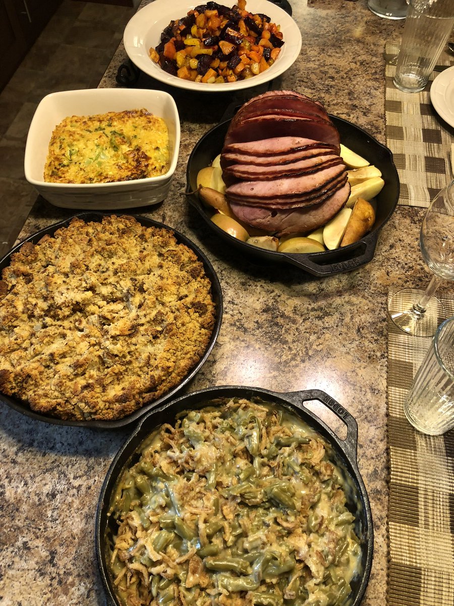 INDStateRex's tweet photo. @LodgeCastIron Hmmm… cannot pick just one!  Thanksgiving 2021 was a cast-iron feast. Looking forward to Thanksgiving 2022. https://t.co/Rzy8ulhGiP