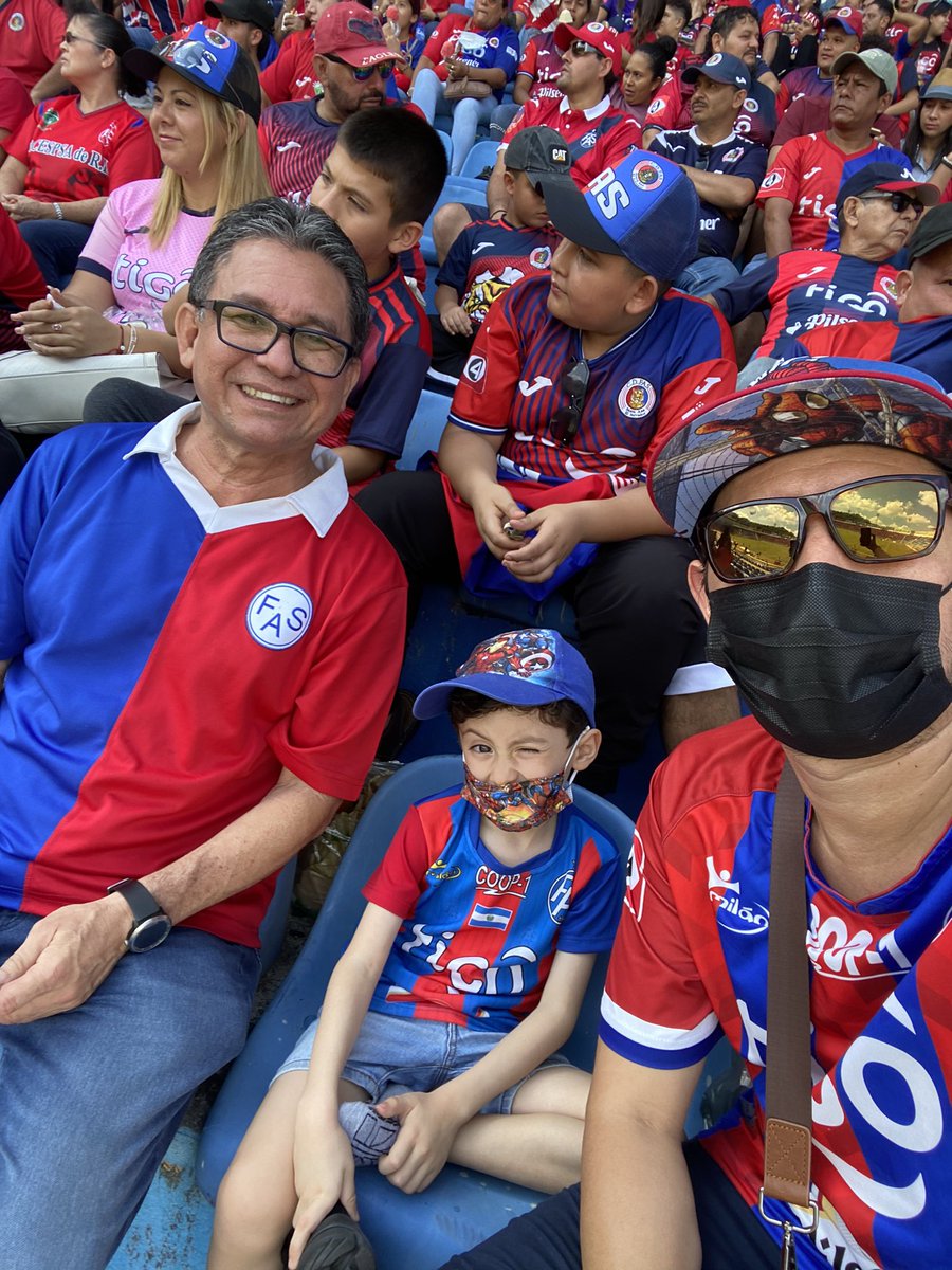 Buena tarde! Fas Campeón 💙 #FAS