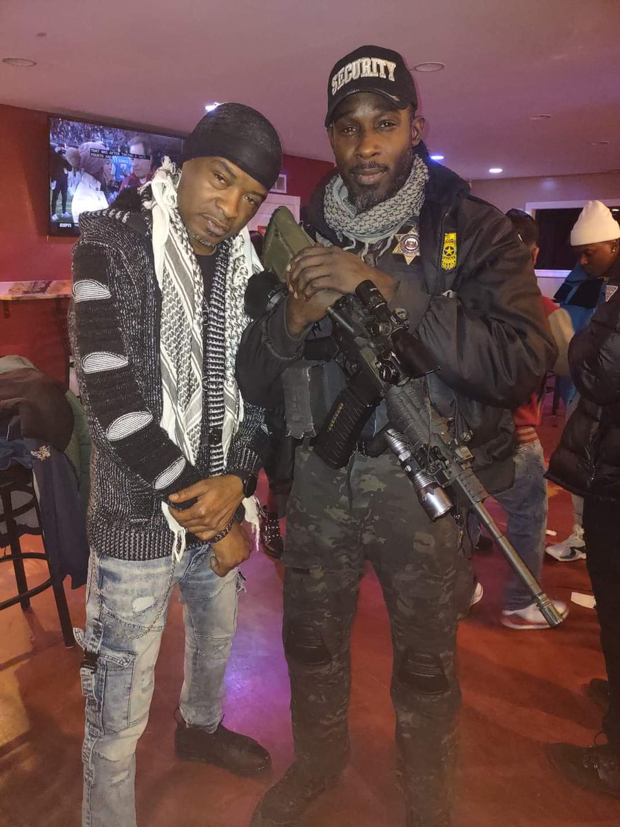 JAHRISTA's tweet photo. S/O to our security https://t.co/c9Wz3E2iba