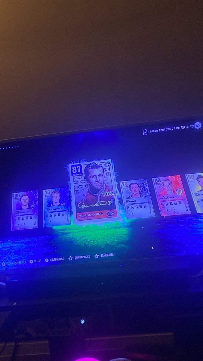 donovan_Day's tweet photo. that was a nice 7.5k well spent @DontBeSaad20 @NoSleevesGaming @Thrash94Gaming https://t.co/heeWb5vO7V