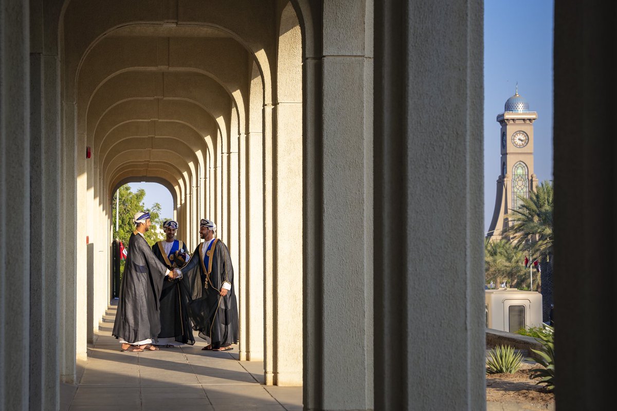 PhotoSocietySQU's tweet photo. تجول أجواء الاحتفاء معالم الجامعة وتصنع البهجة 🌟 #فرحة_تخرج2022 https://t.co/hH9ORaurIQ
