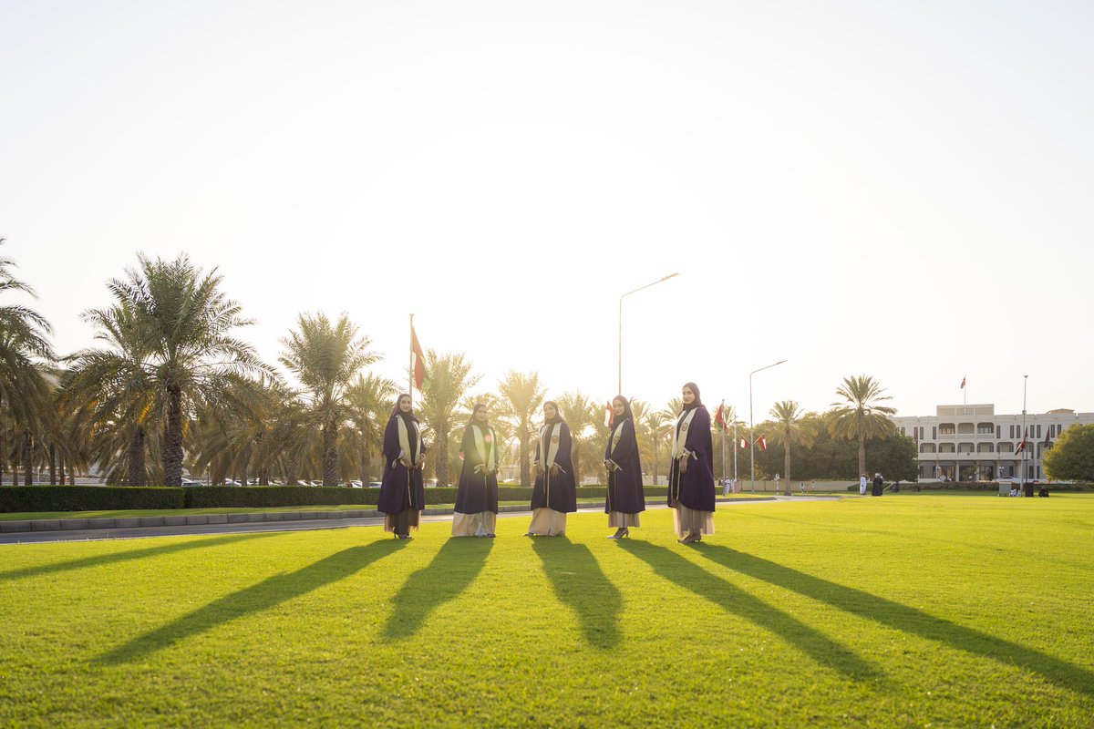 PhotoSocietySQU's tweet photo. تجول أجواء الاحتفاء معالم الجامعة وتصنع البهجة 🌟 #فرحة_تخرج2022 https://t.co/hH9ORaurIQ