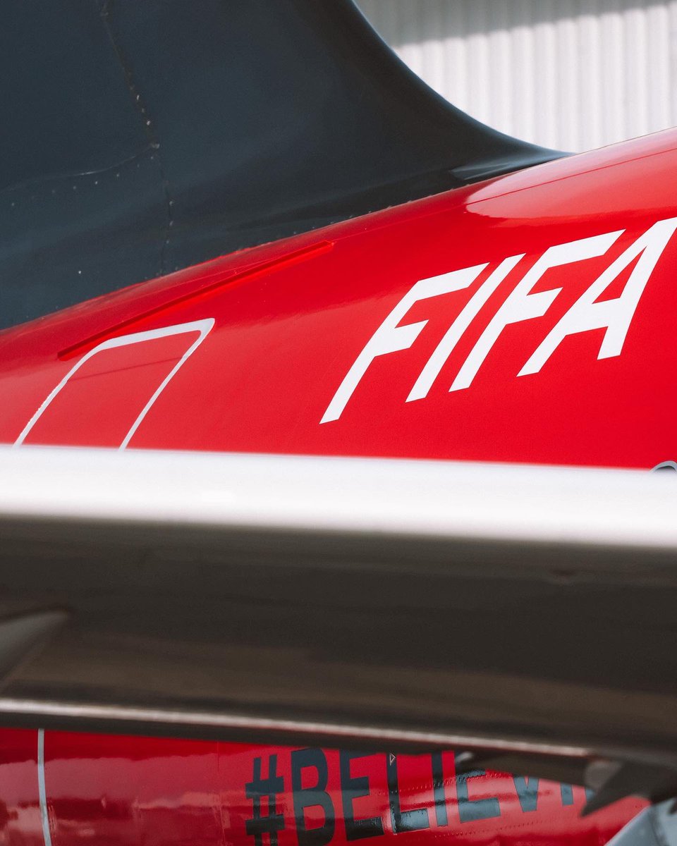 Trophy Tour tweet media