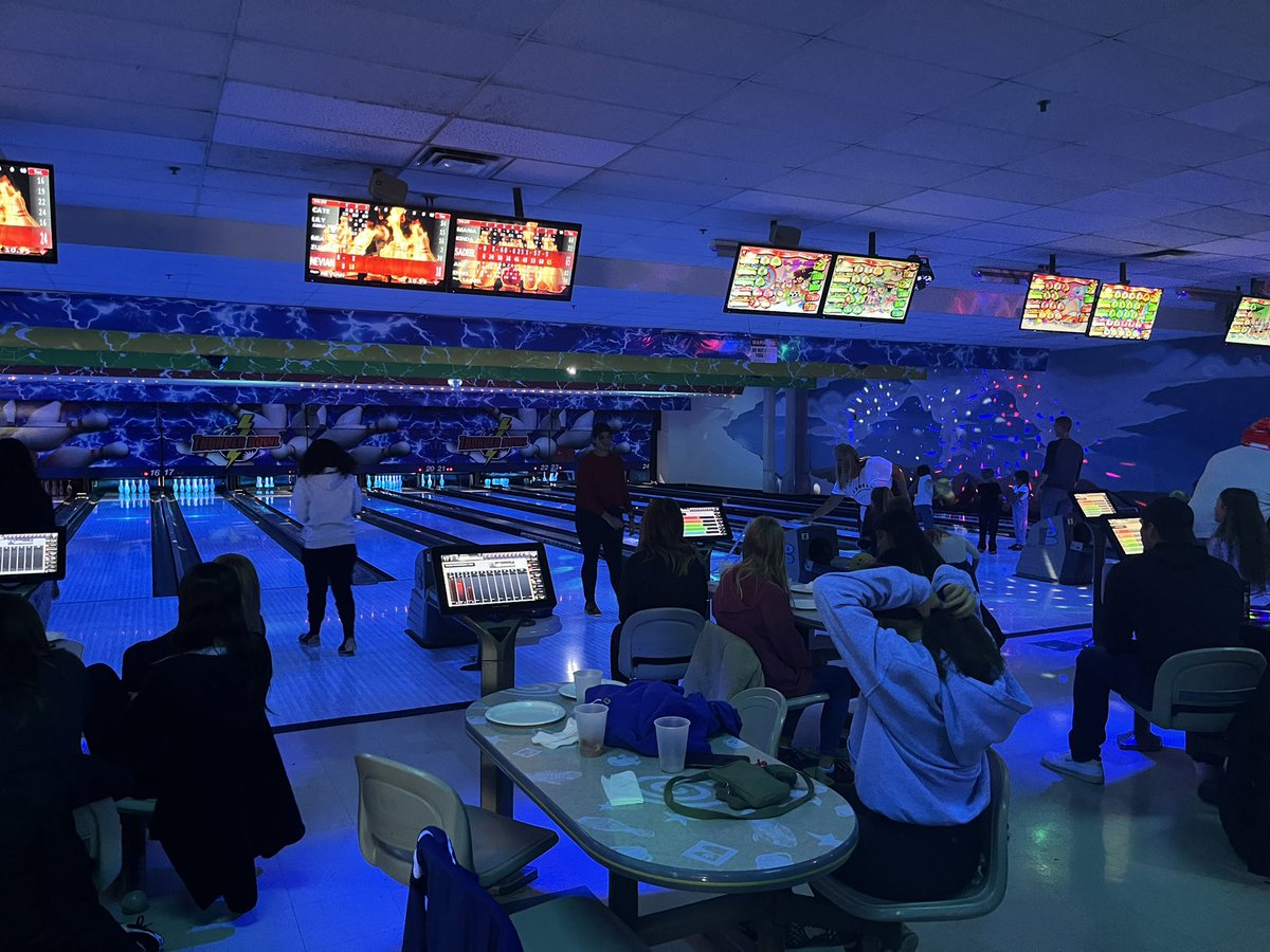 Freshman Team Day !!

Bowlers of the Day - Sadeen Jaber and Aryanna Alonso 

<a href="/CoachZopf13/">Bill Zopf</a> <a href="/CSEaglesHoops/">🦅 Carl Sandburg Girls Basketball 🦅</a>