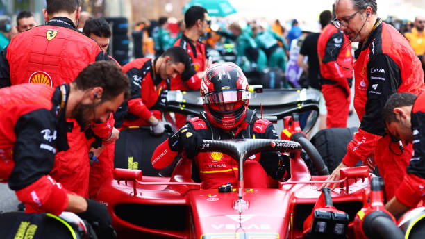 P2 in the Sprint...

Started P7 in the race but came back to take a fantastic podium.

Brilliant weekend for Carlos Sainz 💪