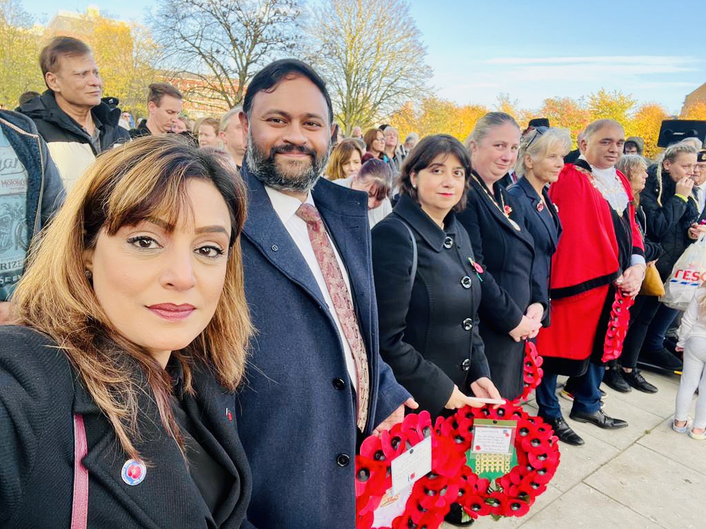 shakel17996563's tweet photo. Remembrance Service  at Feltham  War Memorial, Sunday 13th November 2022 @tmg786 @Sr_Nagra @Cllrsamiach @Shansview @SeemaMalhotra1 @Mrsfarahkamran2 @FandHLabour @CllrJunue @Raghwinder5 @FelthamNLabour @MRiazGull @MadeehaAsim1 https://t.co/1HmkPGO4Qr