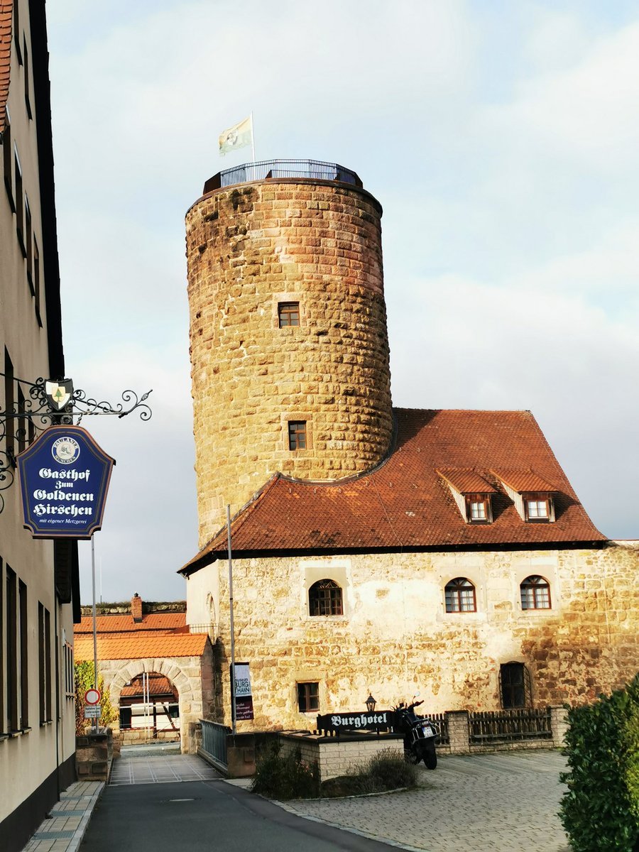 klettersteigen's tweet photo. Heute mal wieder ne Burg besucht https://t.co/DDFYl65or8