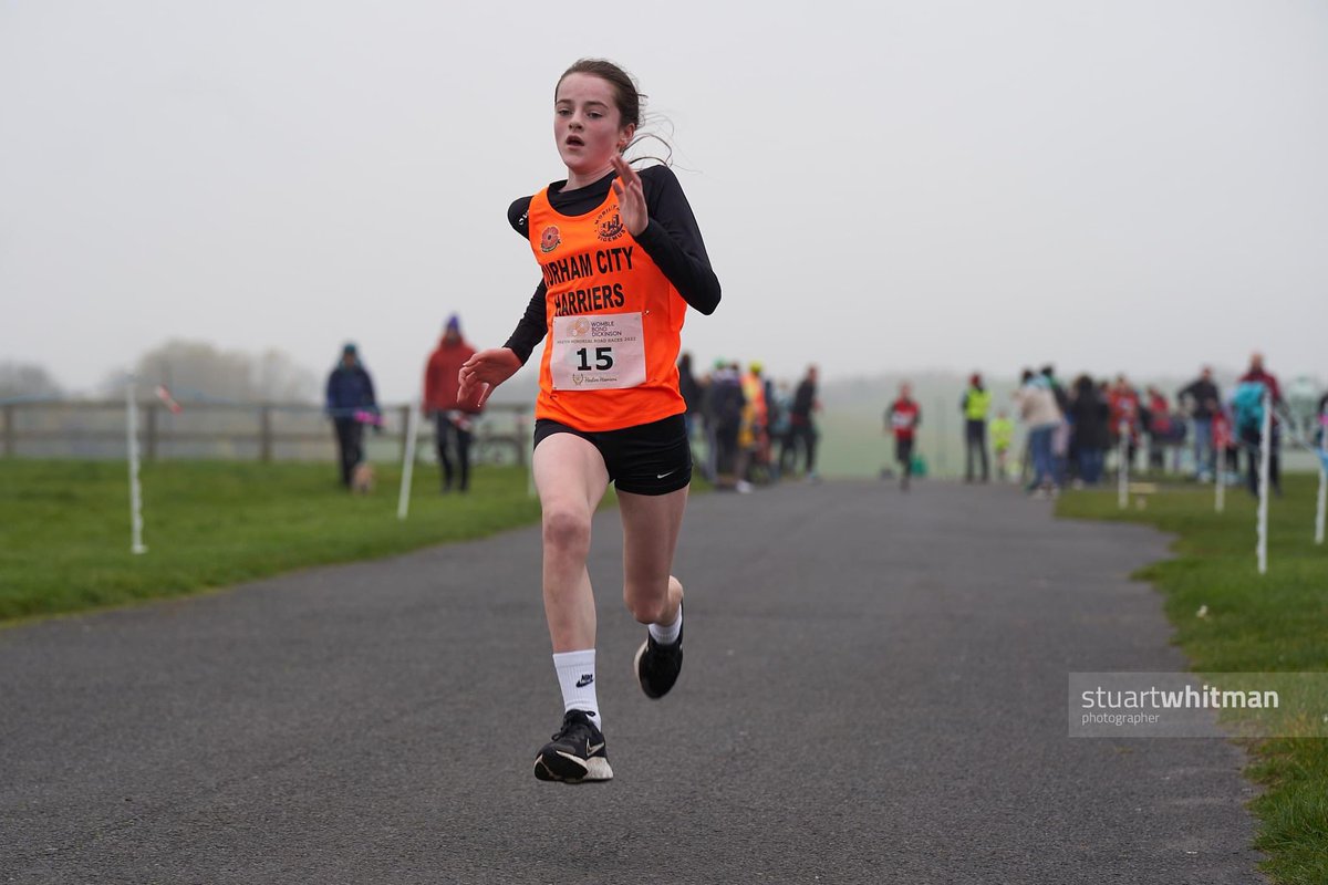 samc173's tweet photo. Another weekend another run.. new PB for 3k at 12.59 knocking 1min 20 off! #running #durhamharriers #heatonharriers https://t.co/ey7Ncm8XfT