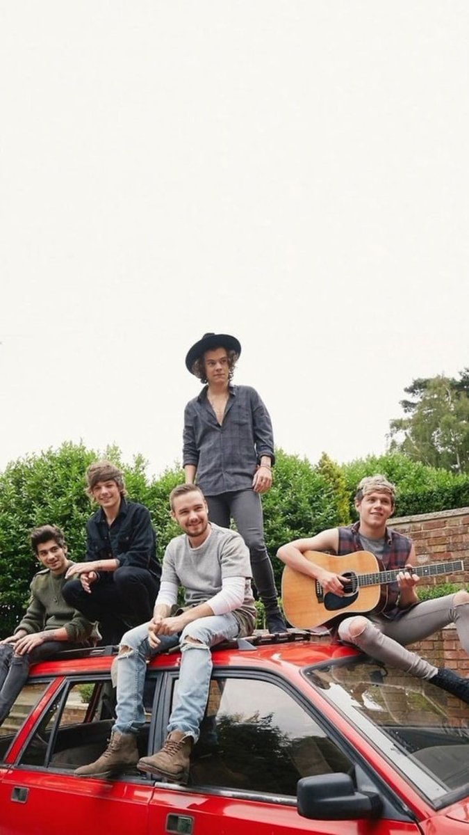 zgawka's tweet photo. o matko nie wierze co sie dzieje

I'm voting for #Onedirection "Story Of My Life" (2013) for #AMAsFanFavorite perfomance https://t.co/rkmwte4p7q