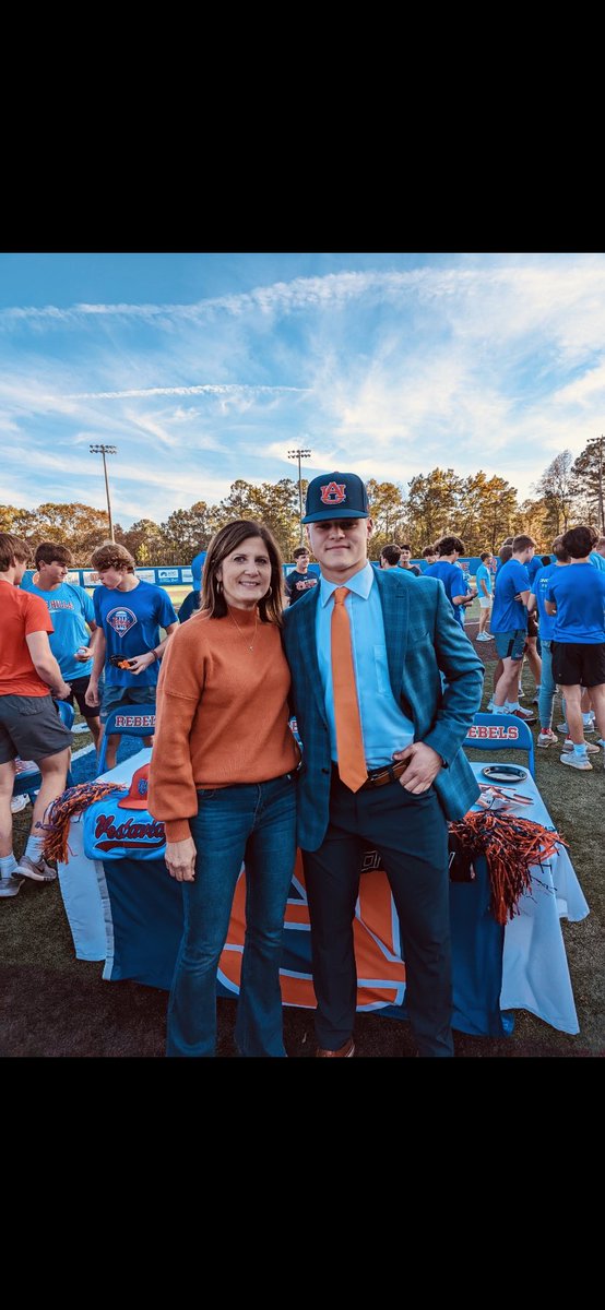 C2Johnston's tweet photo. Dreams to reality… #wareagle🦅 

•“So whether you eat or drink or whatever you do, do it all for the glory of God.” https://t.co/StjVvVVYT6