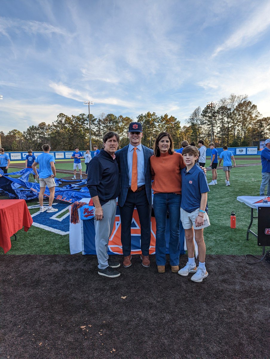 C2Johnston's tweet photo. Dreams to reality… #wareagle🦅 

•“So whether you eat or drink or whatever you do, do it all for the glory of God.” https://t.co/StjVvVVYT6