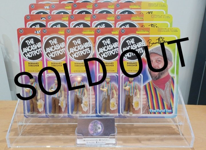 PortalToys's tweet photo. UPDATE: SOLD OUT. 
So sorry to everyone who missed out. 
I will make some more but bear with me! Thanks to everyone who bought one. I'll get them out this week. @thehotpots #timeportaltoys https://t.co/E7mrxvsiGI