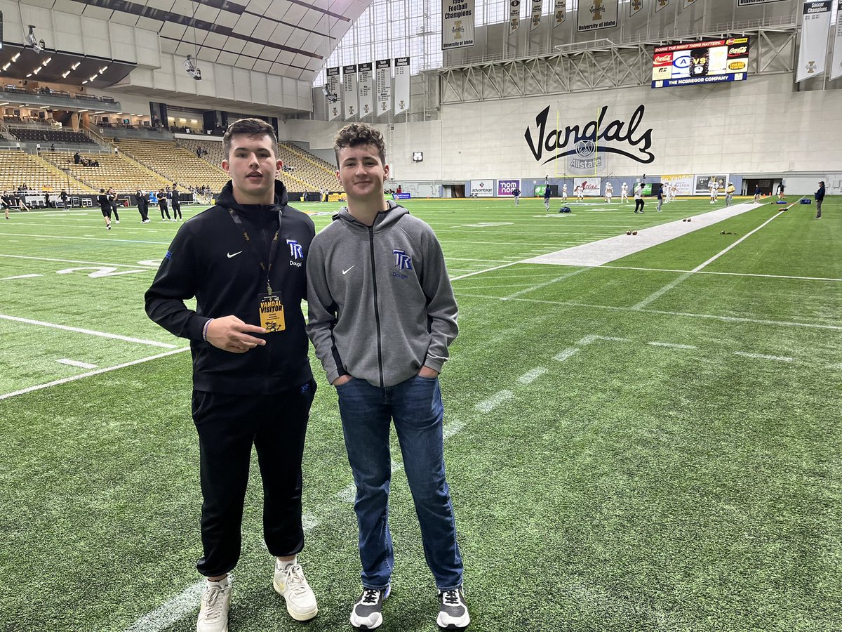 DougalMckay's tweet photo. Thank you @VandalFootball and @MattLinehan_10 for the visit today!! It was such a cool experience to see the boys play. Especially @BrettTommasini! Such a cool school and football program! @Coach_Eck @bergermi_ https://t.co/Gba7Lo2txm