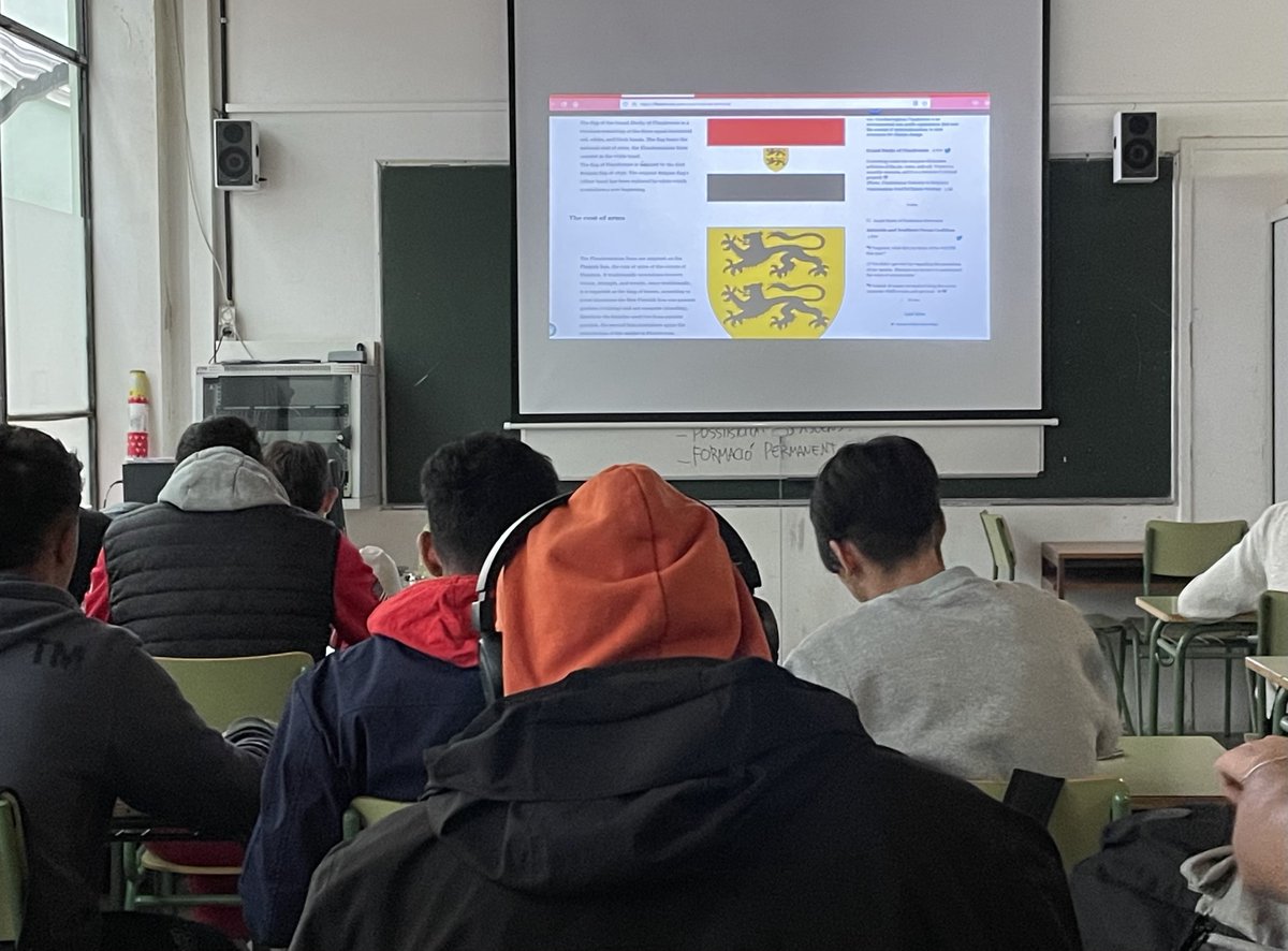 This has to be a cool teacher 🤩. Explaining the basic concepts of the political structure of a state, he used #Flandrensis as an example from which the students can imagine how their ideal state would be. Let's hope there are some future #micronations in that classroom